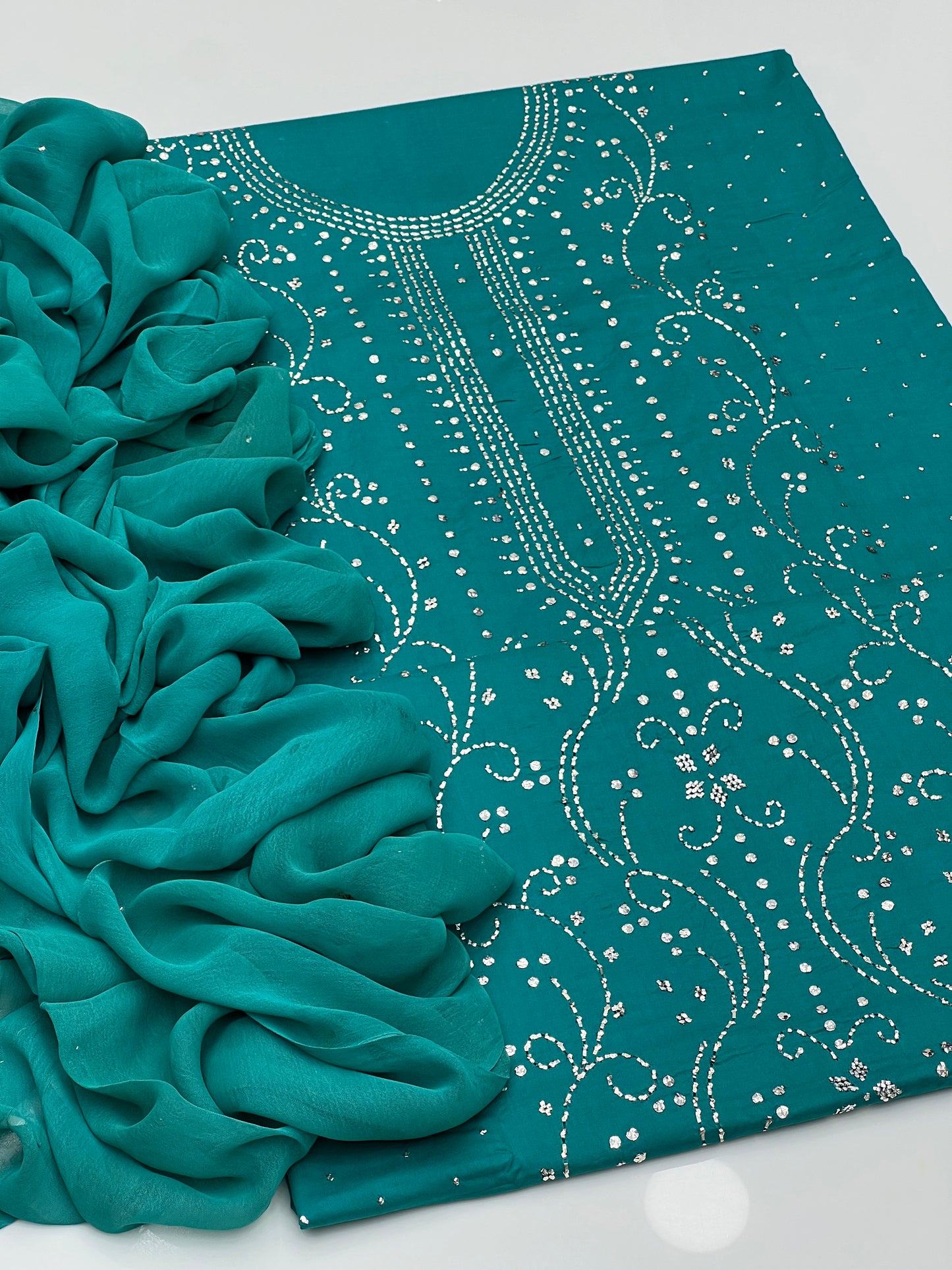 Barfi Mukesh On Pure Lawn 3pc Dress π