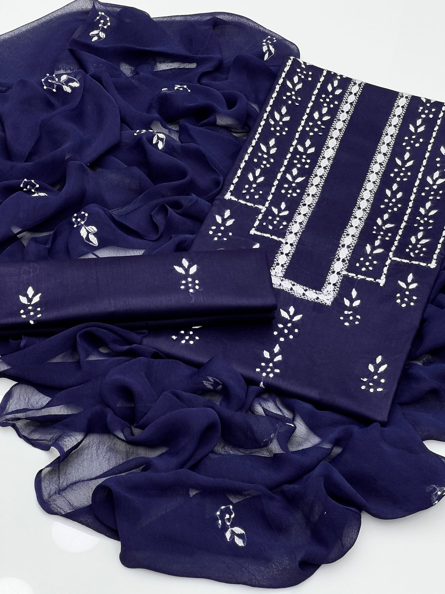 Pakka Tarkashi Tanka On Pure Lawn 3pc Dress 👗
