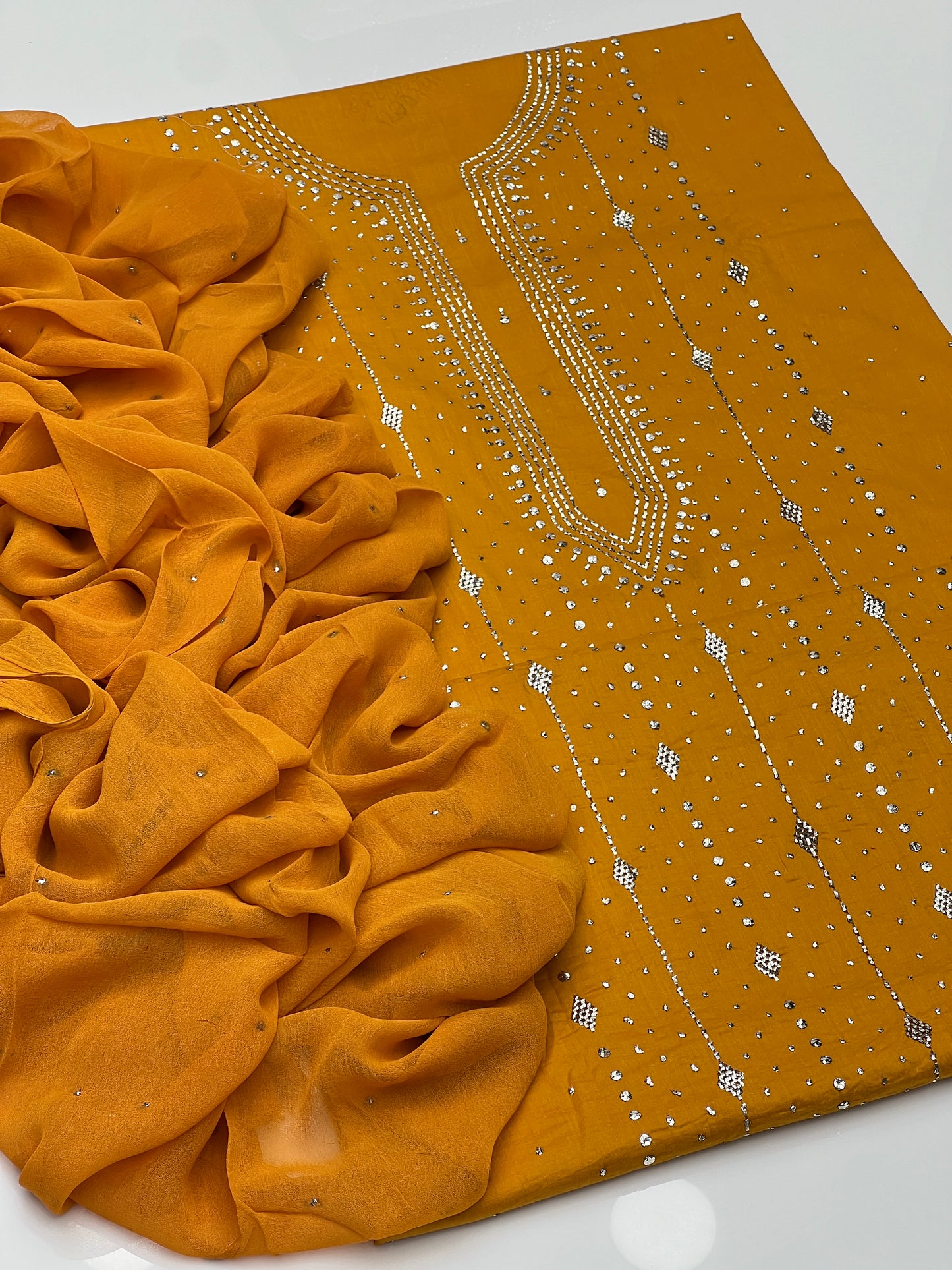 Barfi Mukesh On Pure Lawn 3pc Dress π