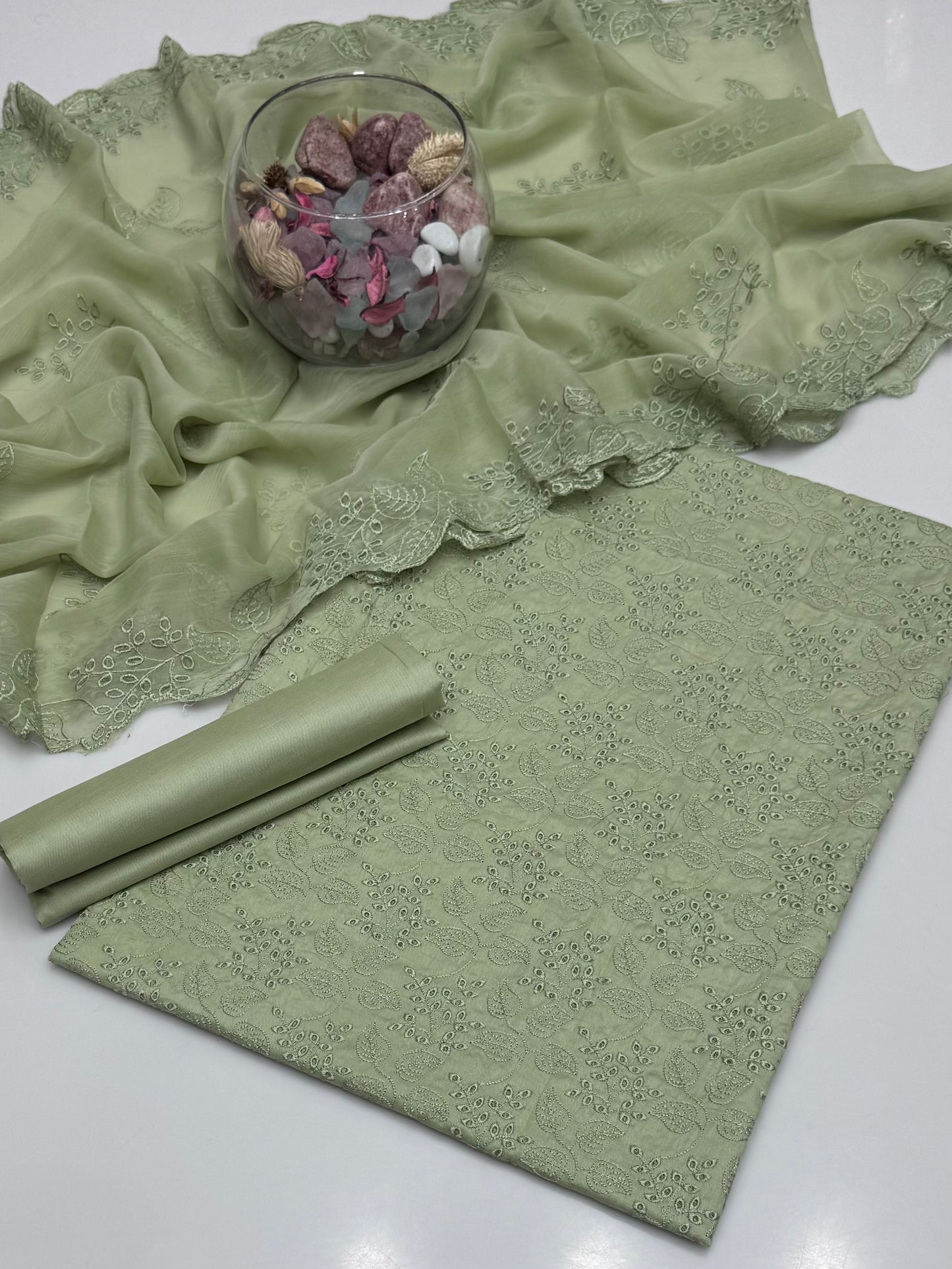 Computer Chicken Boring Embroidery On Pure Lawn 3pc Dress 👗