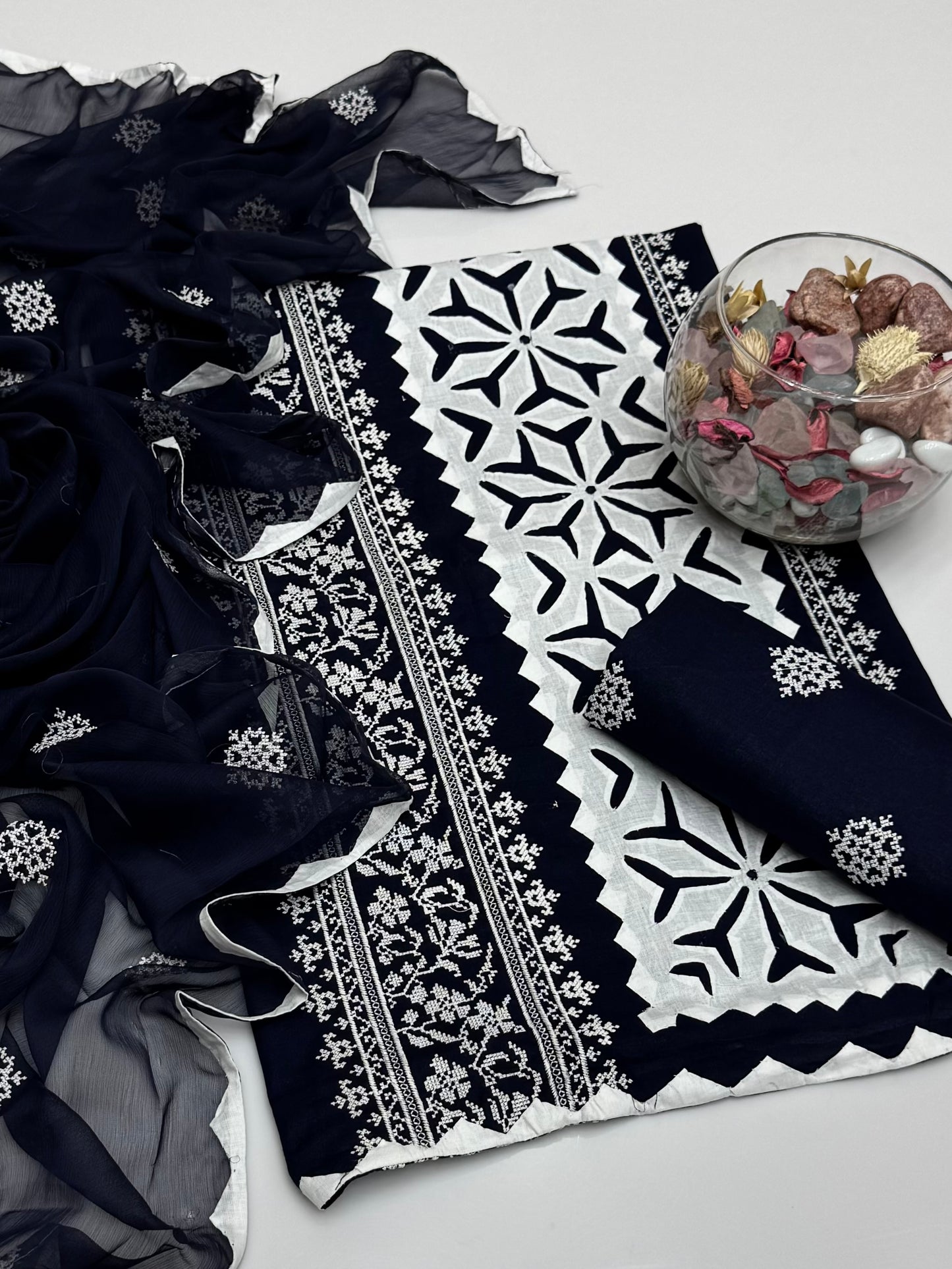 Computer Crosstich With Handmade Applic Work On Pure Lawn 3pc Dress 👗