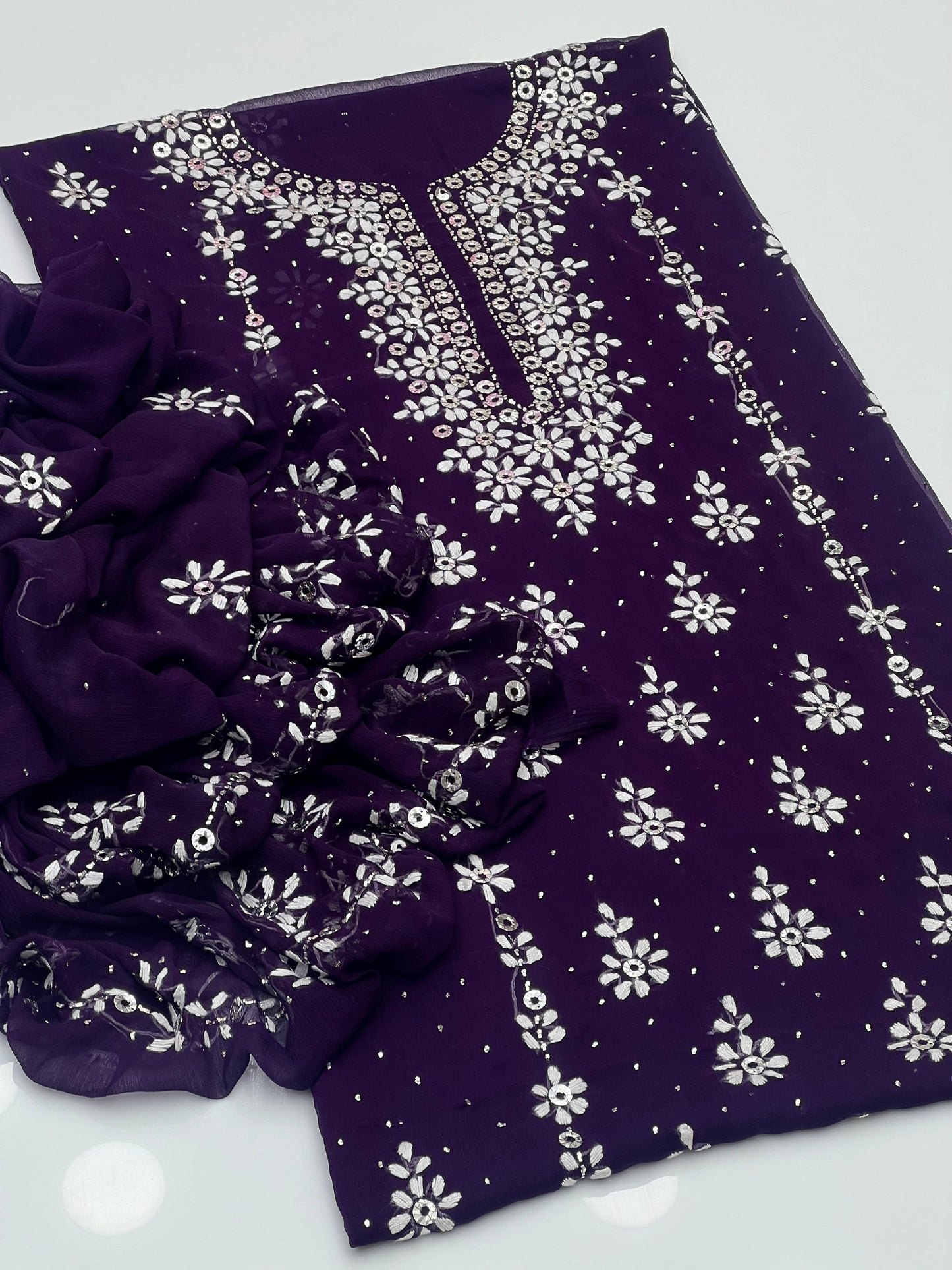 Handmade Pakka Tanka With Mukesh Work On Soft Krinkle Shifoon 2pc 👗