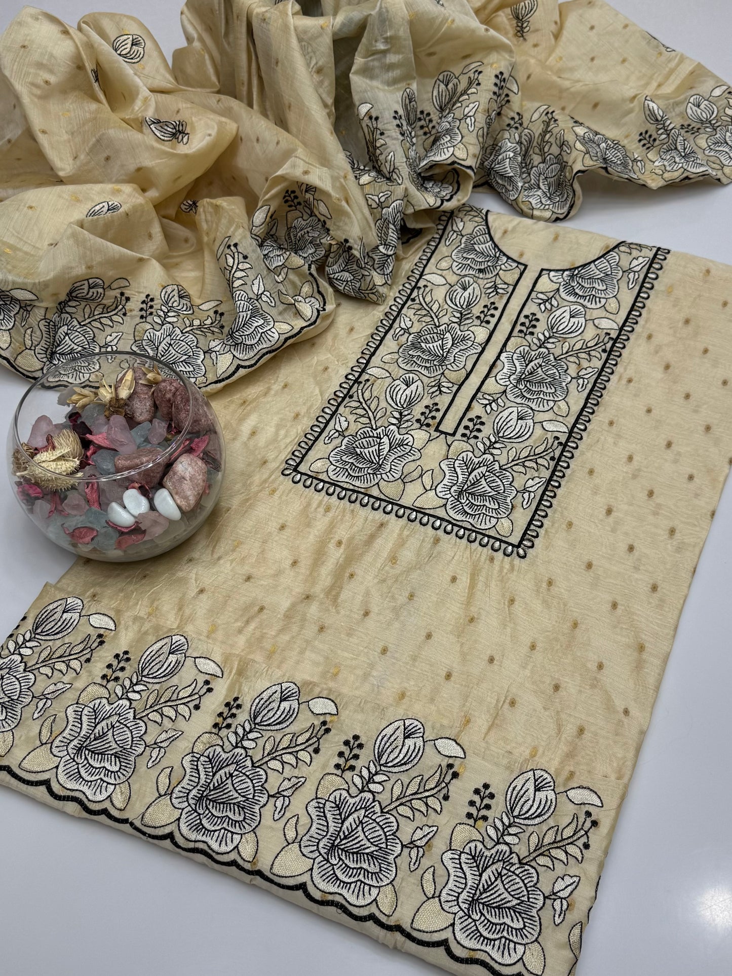 Computer Gulab Embroidery On Pure Bindi Paper Cotton 2pc Dress 👗