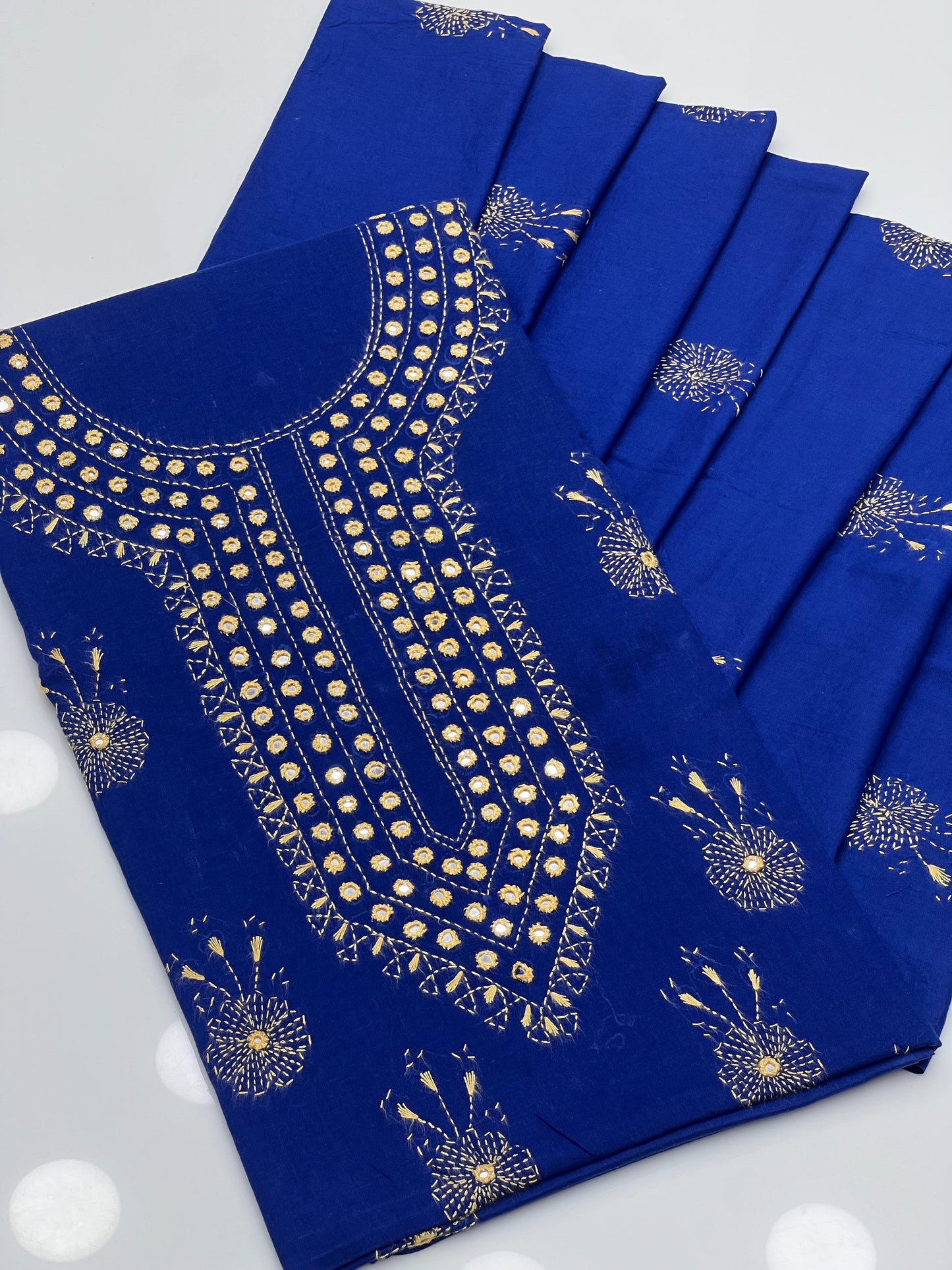 Kacha Tanka With Mirror Work On Lawn 3pc Suit With Lawn Dupatta 👗