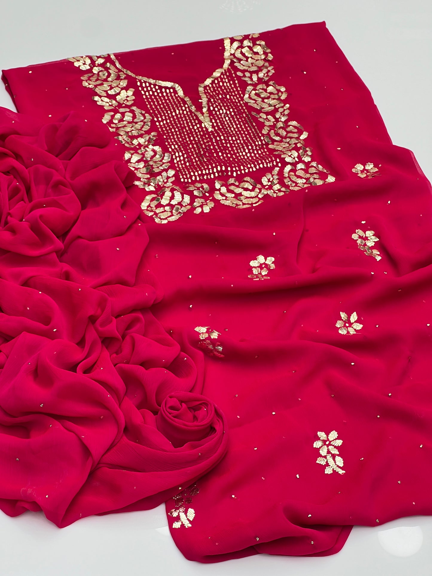 🎉Indian Mukesh On Soft Krinkle Shifoon🎉