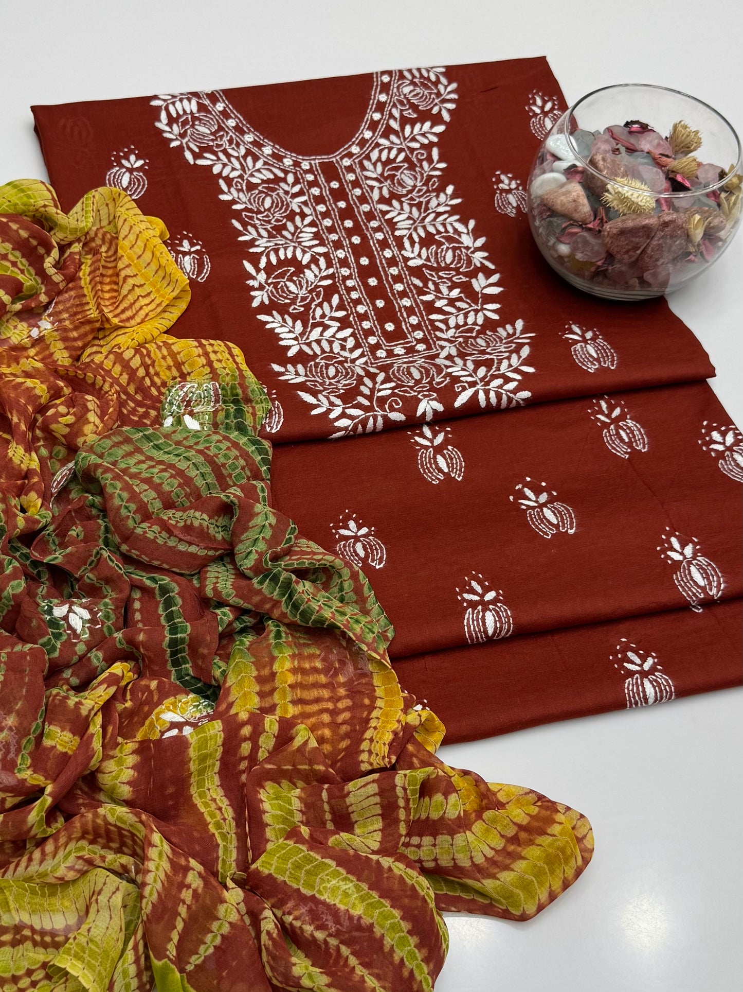 Handmade Shedow Pakka Tanka With Mirror Work On Lawn 3pc Dress 👗