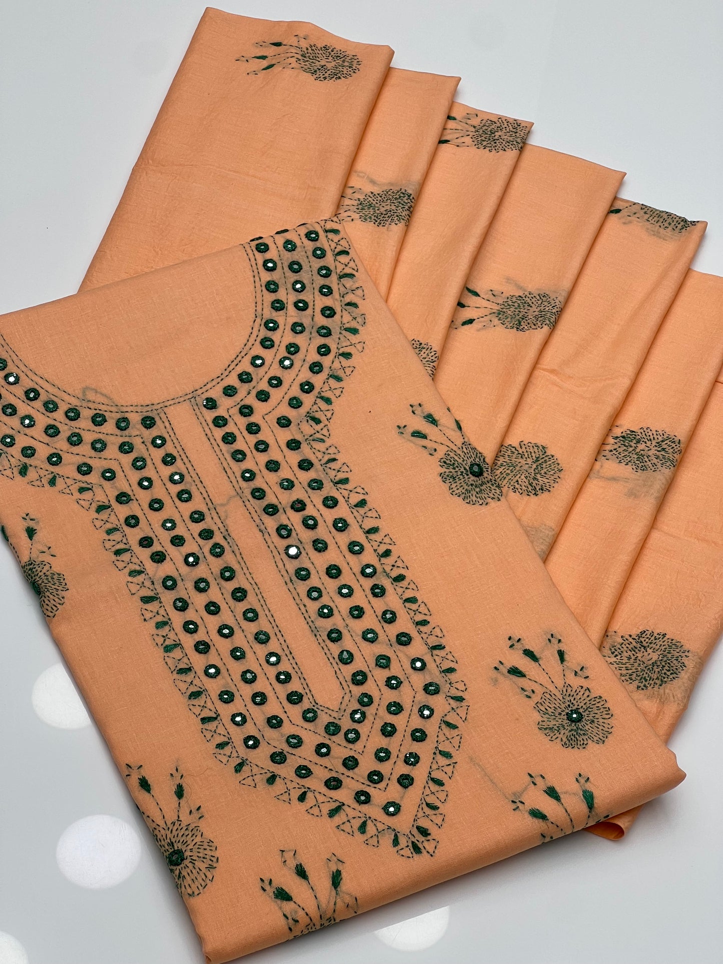 Kacha Tanka With Mirror Work On Lawn 3pc Suit With Lawn Dupatta 👗