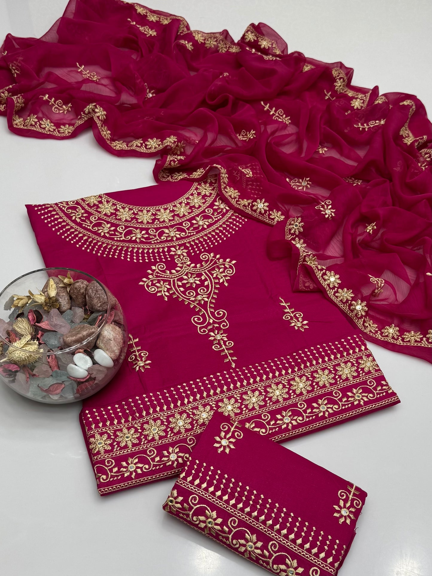 Computer 9mm Embroidery Shahi Design On Pure Lawn 3pc Dress 👗