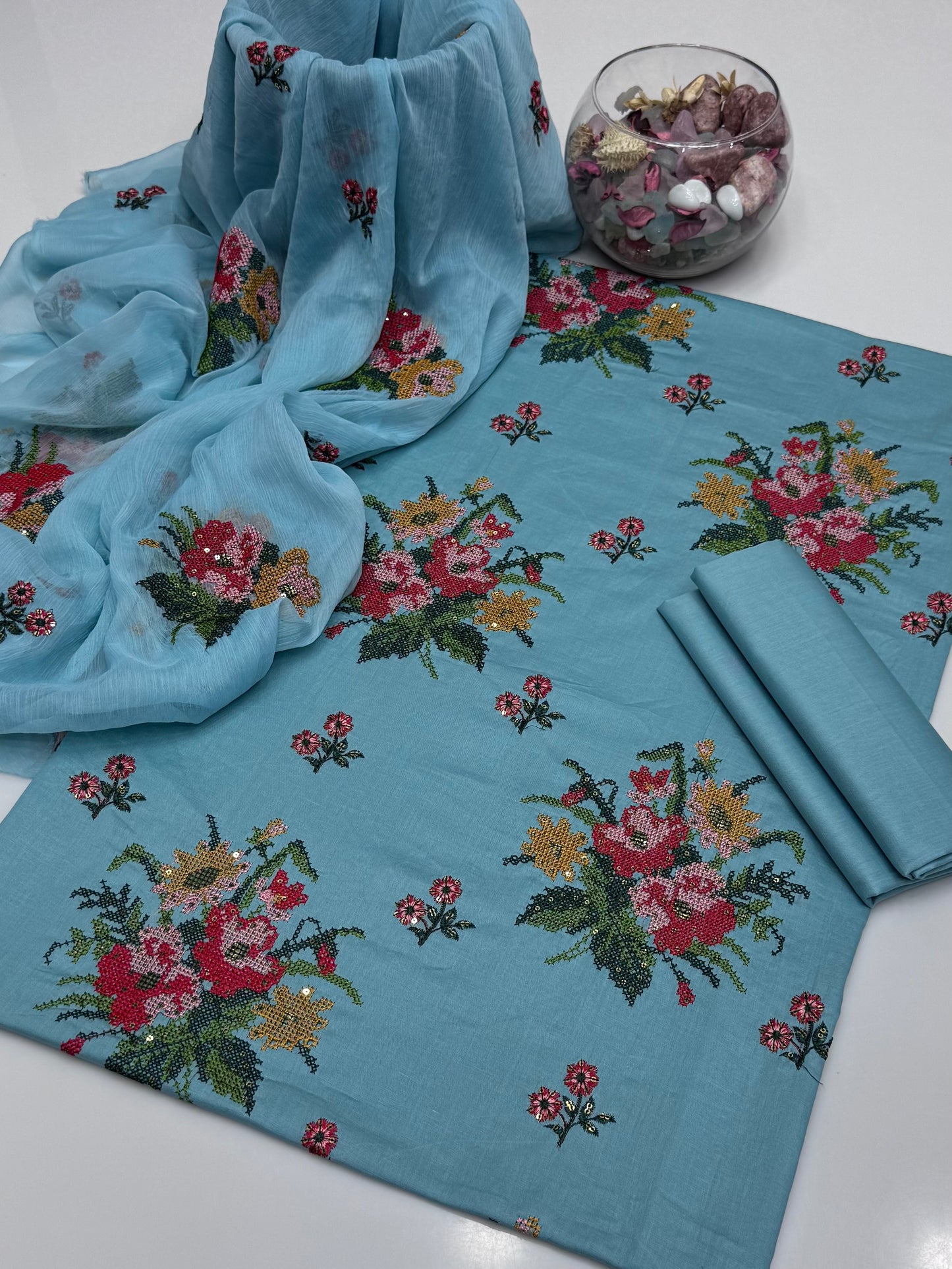Computer Crosstich Sequence Embroidery On Pure Lawn 3pc Dress 👗