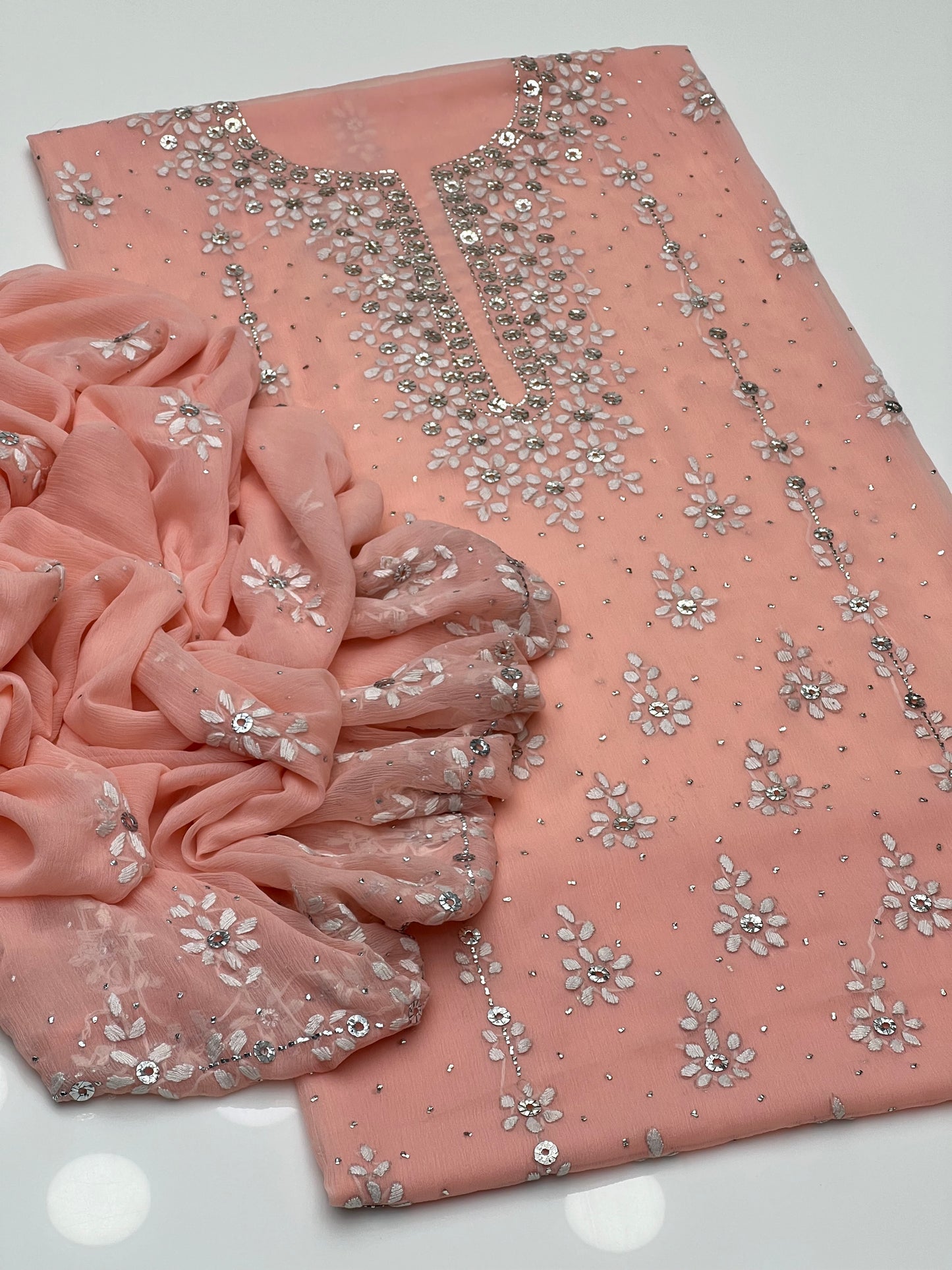 Handmade Pakka Tanka With Mukesh Work On Soft Krinkle Shifoon 2pc 👗