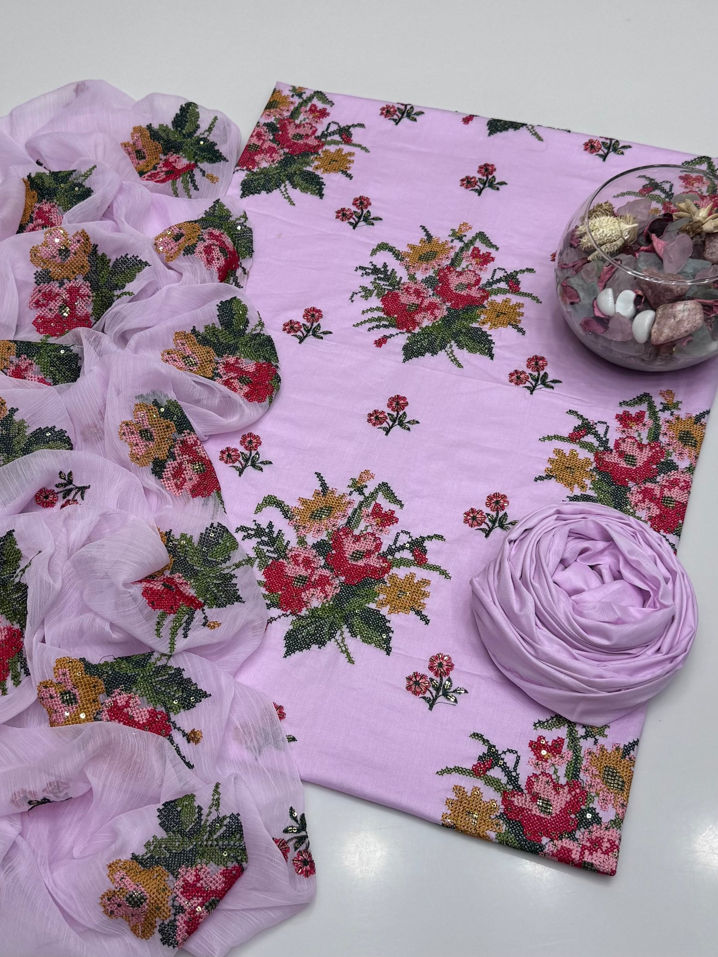 Computer Crosstich Sequence Embroidery On Pure Lawn 3pc Dress 👗
