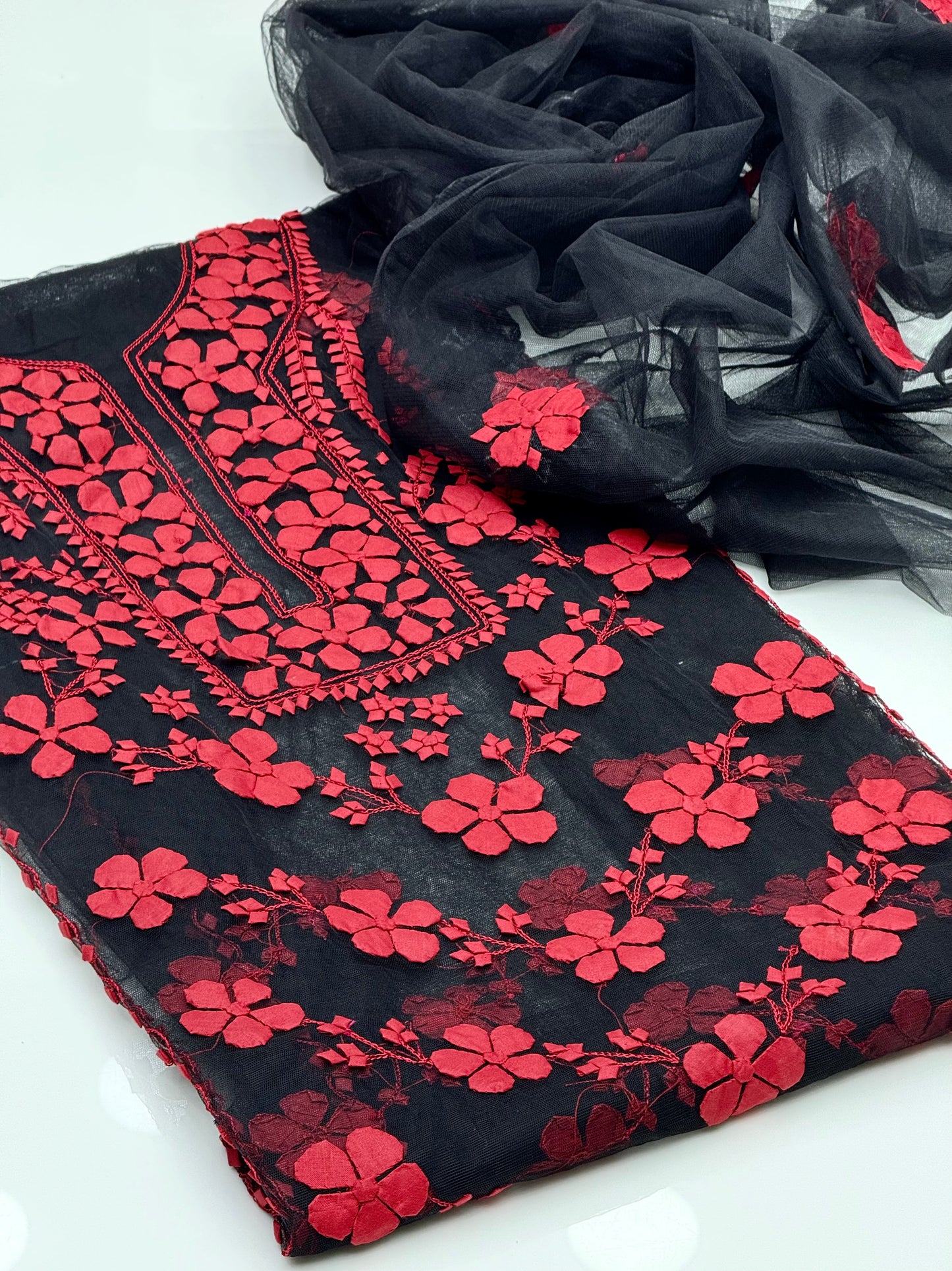 Handmade Applic Work On Net Fabric 2pc Dress 👗