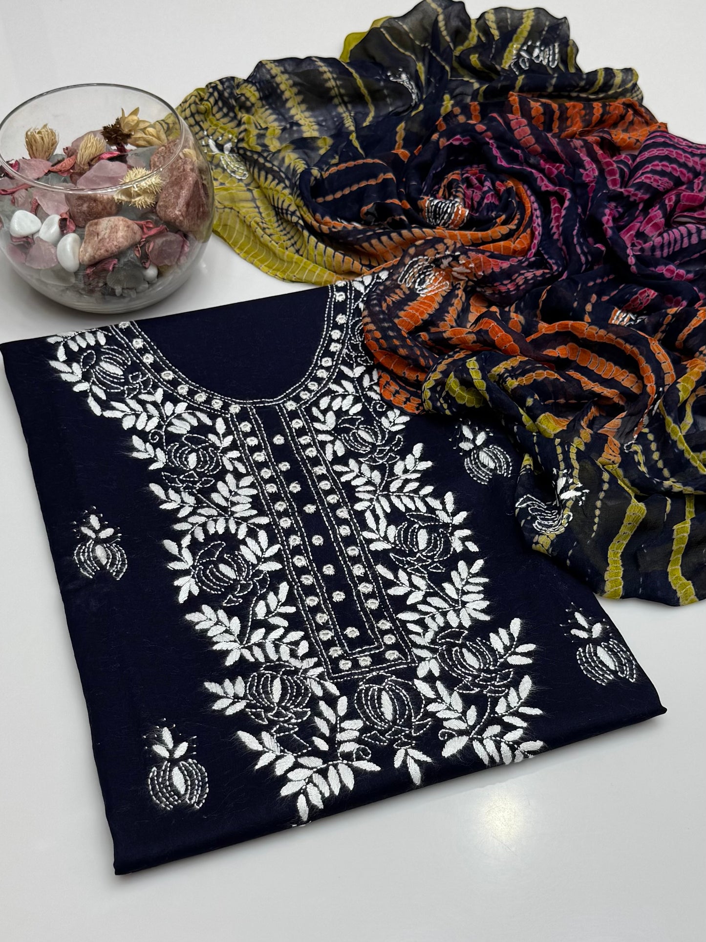 Handmade Shedow Pakka Tanka With Mirror Work On Lawn 3pc Dress 👗