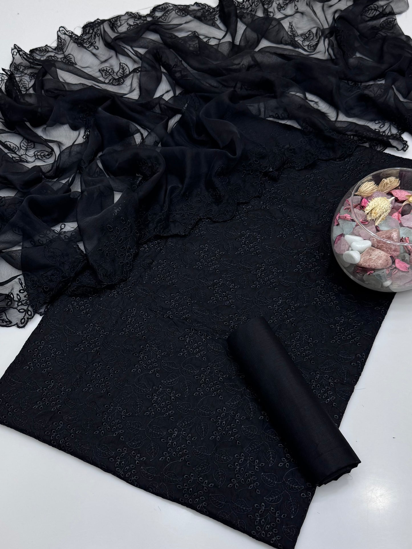 Computer Crosstich Boring Embroidery On Pure Lawn 3pc Dress 🖤