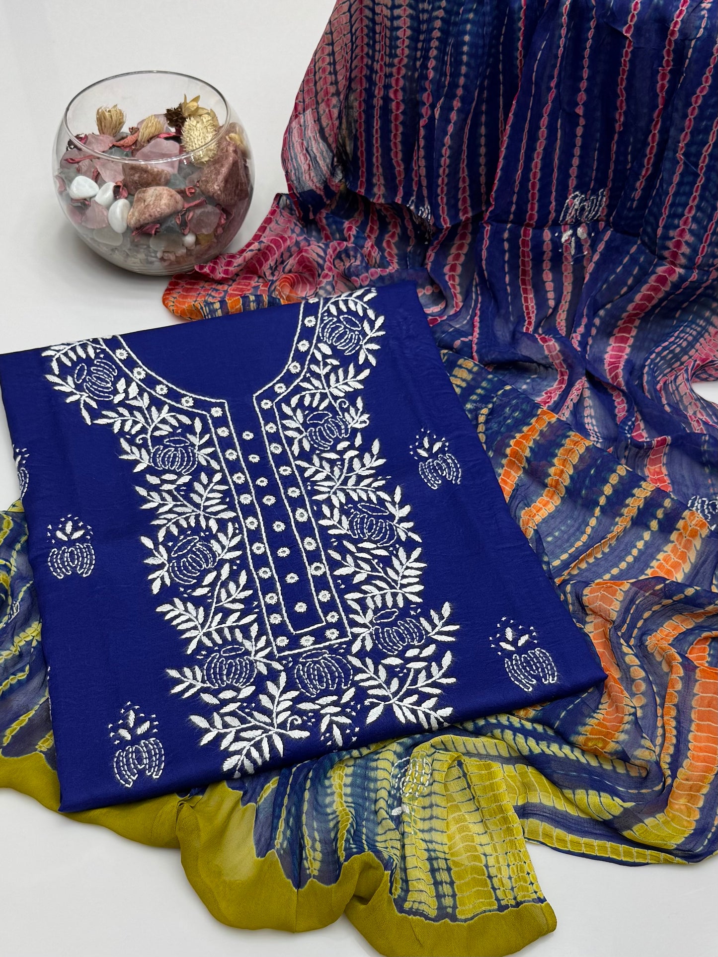 Handmade Shedow Pakka Tanka With Mirror Work On Lawn 3pc Dress 👗