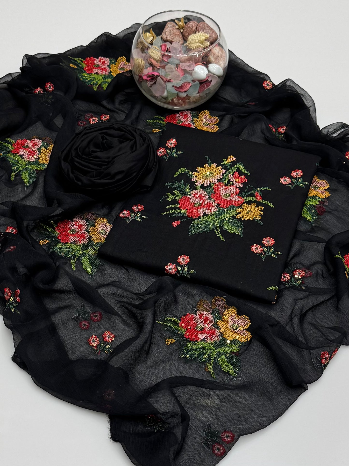 Computer Crosstich Sequence Embroidery On Pure Lawn 3pc Dress 👗