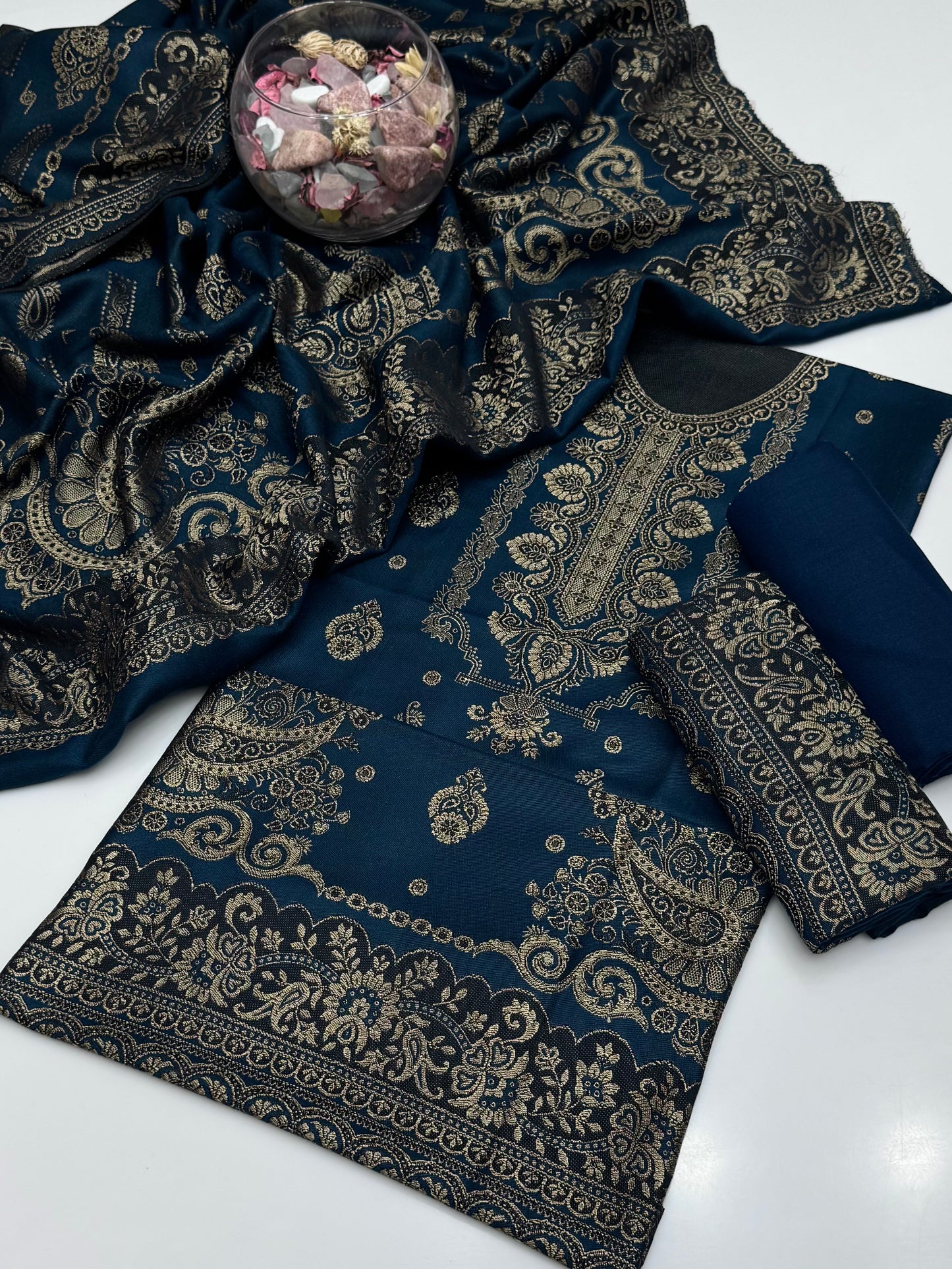 Winter Pashmina Jacquard 3pc Collection 😍