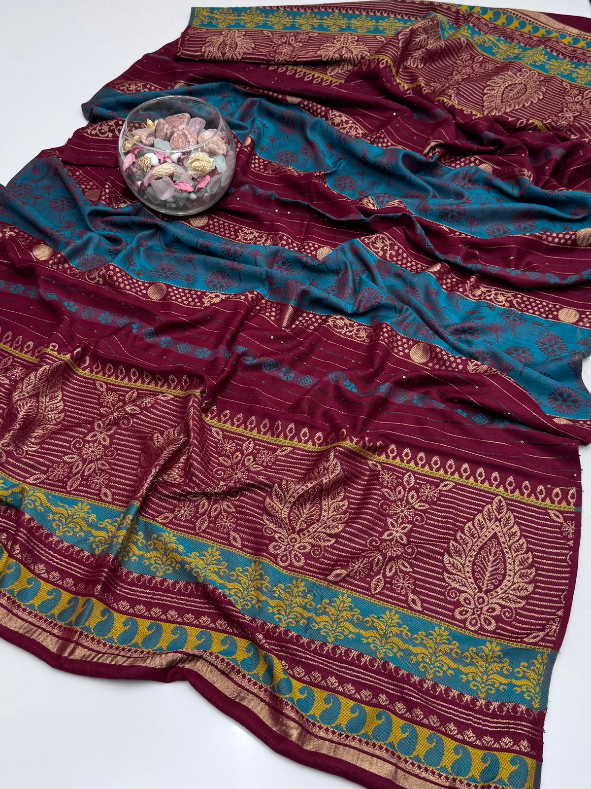 Acrylic Pashmina Jacquard Banarsi Shawl 😍