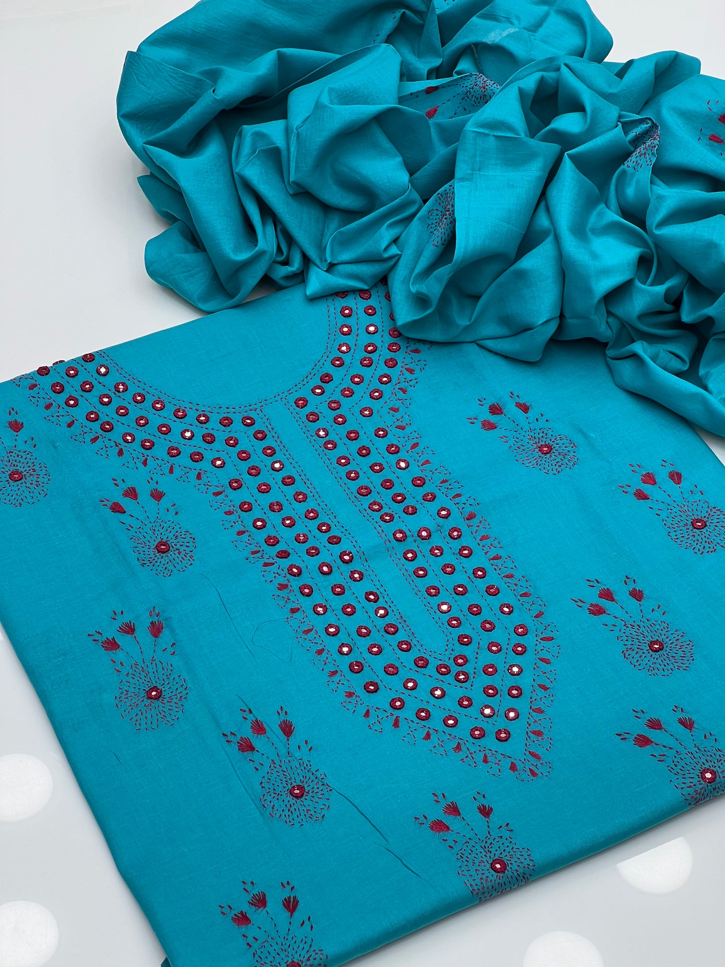 Kacha Tanka With Mirror Work On Lawn 3pc Suit With Lawn Dupatta 👗