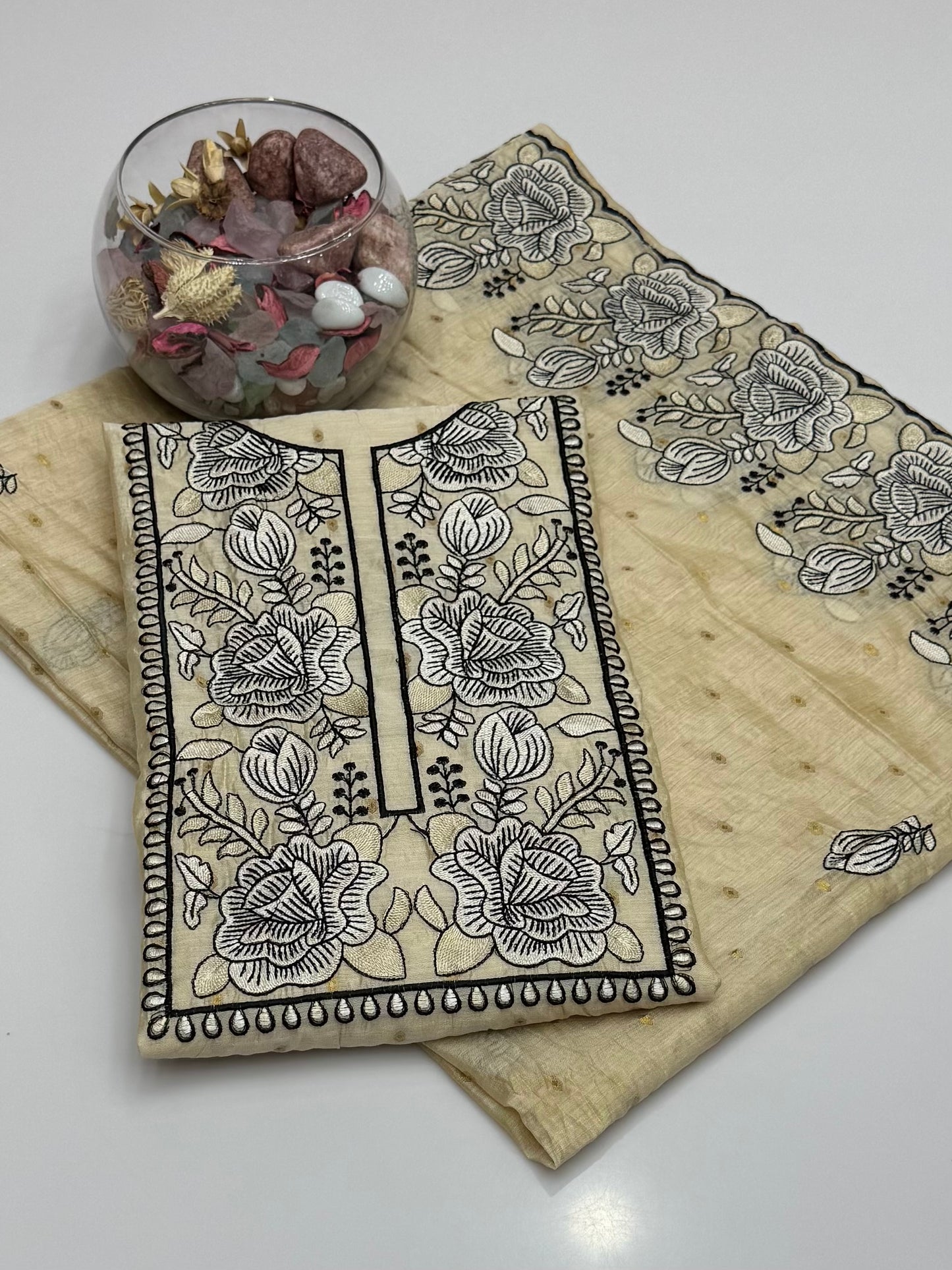 Computer Gulab Embroidery On Pure Bindi Paper Cotton 2pc Dress 👗