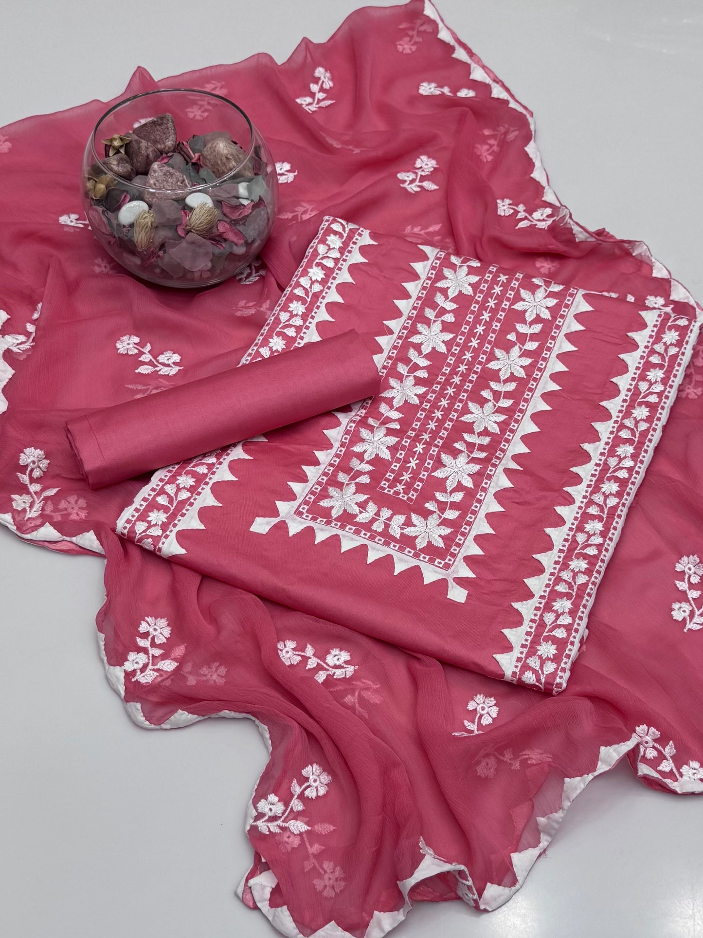 Computer Pakka With Handmade Applic Work On Pure Lawn 3pc Dress 👗