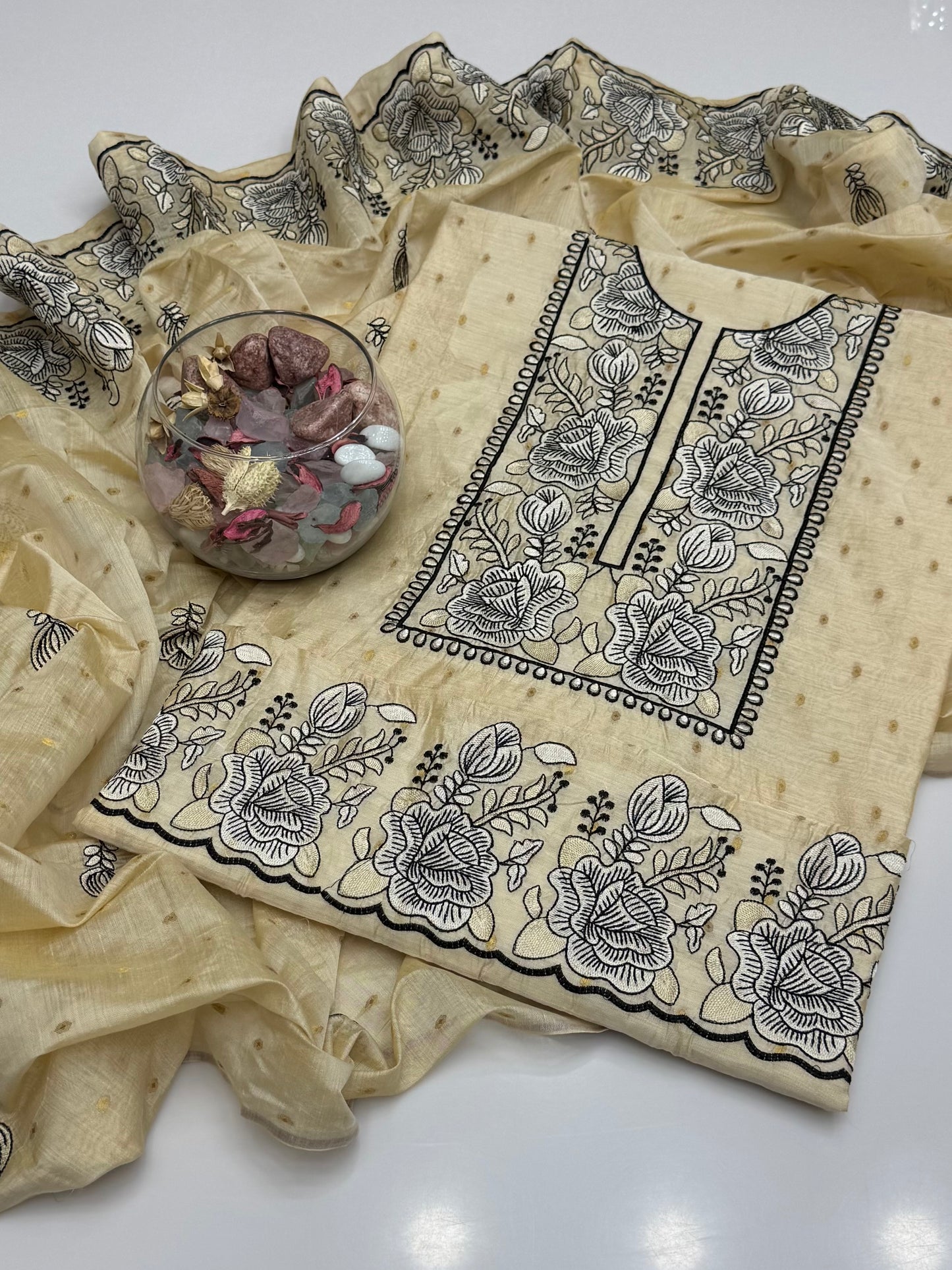 Computer Gulab Embroidery On Pure Bindi Paper Cotton 2pc Dress 👗