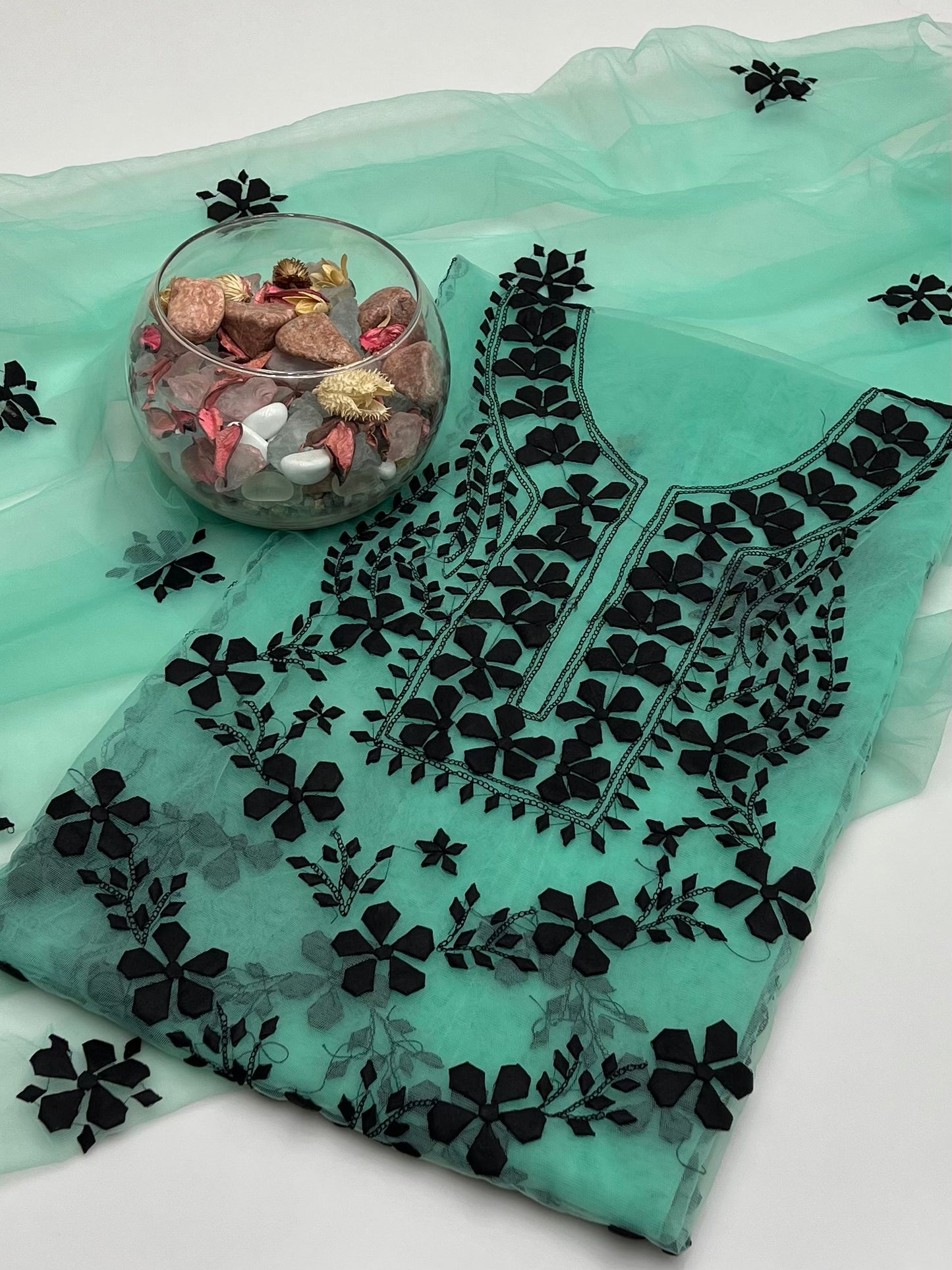 Handmade Applic Work On Net Fabric 2pc Dress 👗